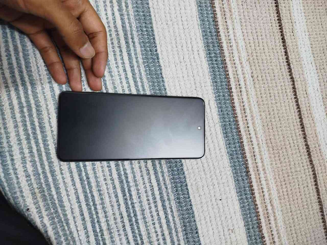 السلام عليكم tecno pov5 
جهاز نضيف. ذاكره ،256 
مستعمل سنه واحده 
واتساب فقط 
***********
ب ١٣٠ وبي مجال
