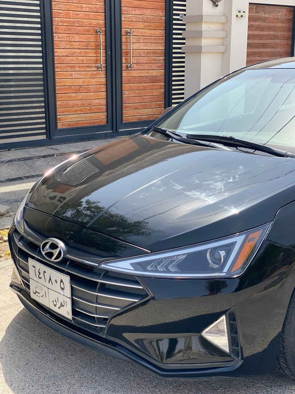 النترا مديل 19 شكل 20 بيه بس بنيد بدون ايرباك بدون دعاميه بدون دواخل السياره ماشيه 80 الف اربيل السياره كلش نضيفه *********** السعر 122 وبيه مجال بس بيع بدون مراوس مكينه 2000 دوش AT بلادي المرغوب
