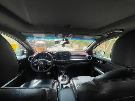 للبيع | كيا فورتي GT فول مواصفات - موديل 2021
المواصفات:
 • بصمة تشغيل
 • فتحة سقف
 • صندوق خلفي ذكي
 • إشارات بالمرايا
 • شحن وايرلس
 • تبريد وتدفئة بالكراسي
 • مقعد السائق كهربائي
 • حساسات خلفية
 • توقف ذاتي 
 • ستيرن حرف D
 • كشنات جلد 

الرقم: بغداد / معاقين (باقي بيه 2 سنوات والمعوق موجود)
الوكالة عامة باسم البائع صور الحادث مرفقة
السعر: 125 بيهة مجال قليل حق الجية 
للاستفسار: ‭0771 103 2525‬ مكان السيارة بغداد الحسينية
