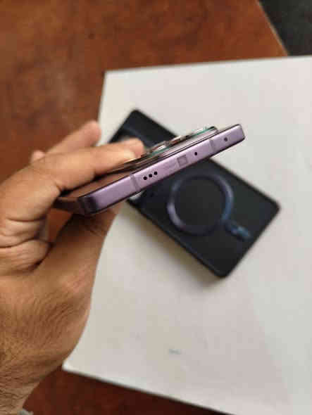 السلام عليكم انفنكس نوت 50برو مكفول من كلشي جهاز نضيف ملحقاته كامله للبيع او المراوس مكاني النجف ناحية الحريه السعر (225)
***********
