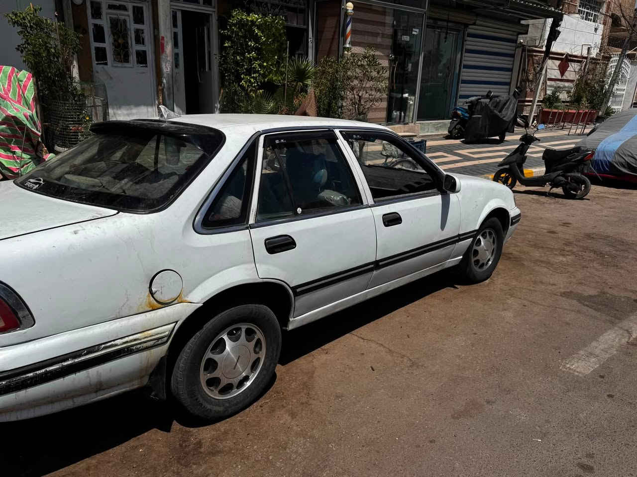برنس  1993 رقم بغداد كدامك السيارا تعال وكلبب وشوف سعر 30 رقم :*********** شرط السيارا تبطنش بيه وتاخذه
