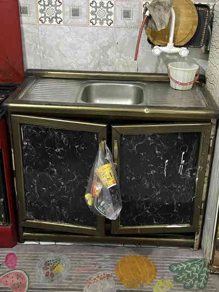 للبيع كاونتر وطباخ ب100 الف
الدوره ابودشير
***********
