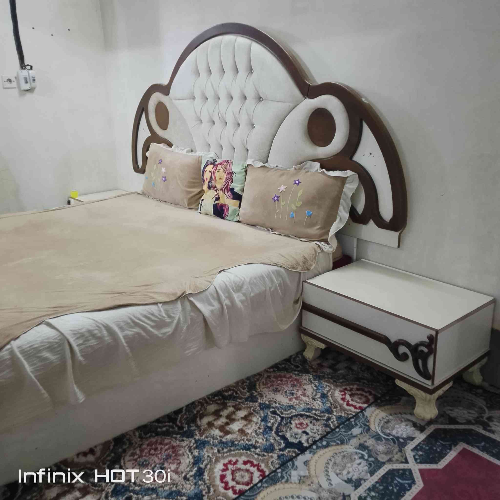 غرفة نوم تركي.للبيع 🇹🇷..
نظافه 💯💯..
اتصال . ***********. مكاني واحد حزيران
