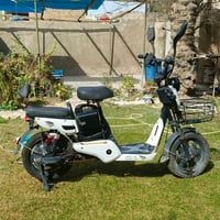 دراجة شحن للبيع بصمة 2 سويج  تشغيل عن بعد 4 سرع 5 بطاريات تثبيت سرعة ب...