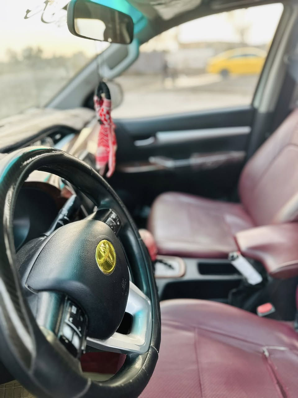 السلام عليكم هايلوكس  تي اردي موديل 19 للبيع والستفسار على الرقم ***********
