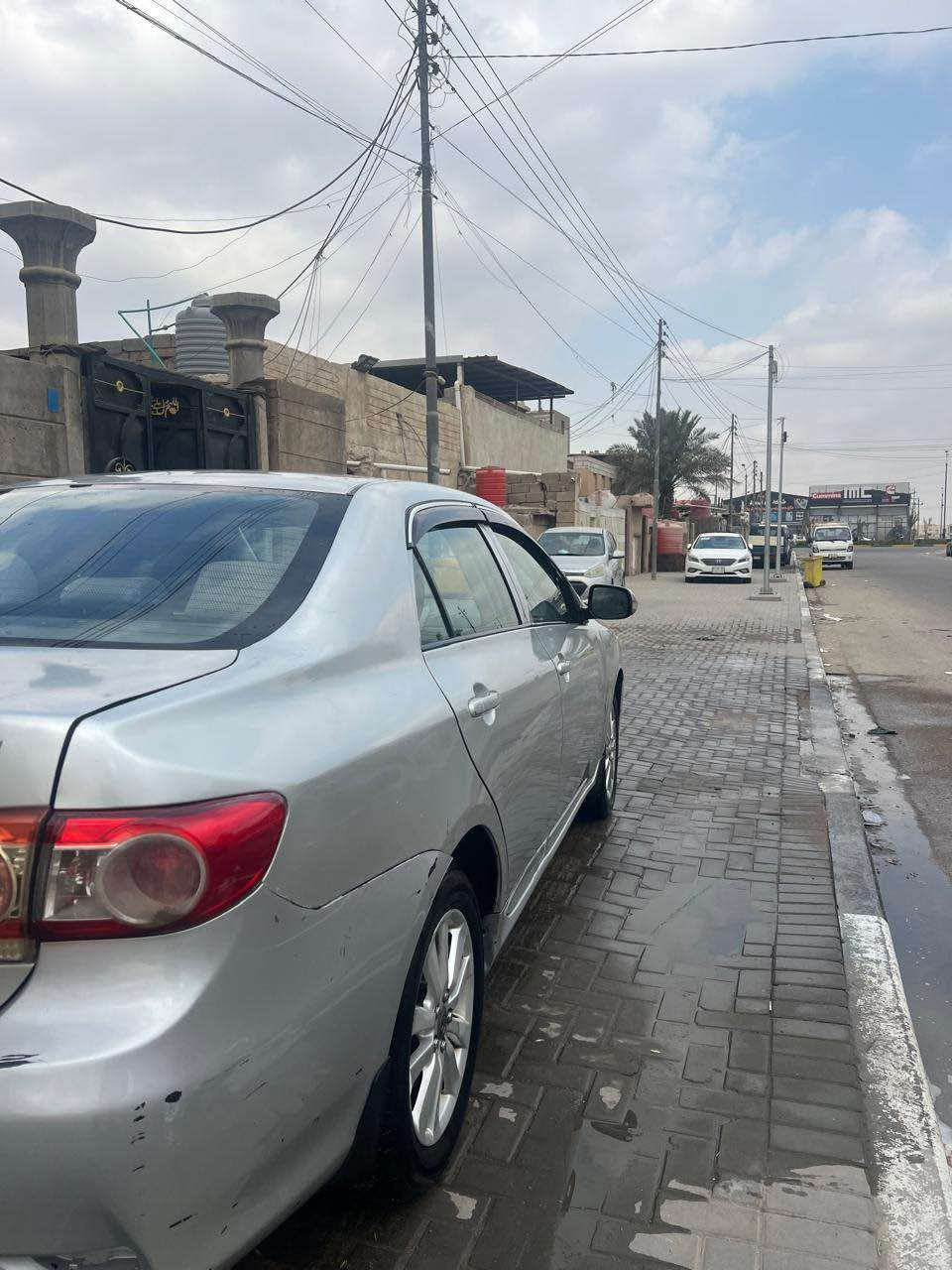 كورلا 2009 بجم 2013 وارد امريكي 
محرك 1800 كفاله تبريد ثلج تخم تاير حداديه جديده ماتصرف عليه الف فقط مبدله قماره السعر 75 وبيه مجال قليل المكان بصره للتواصل *********** البصرة, العراق
