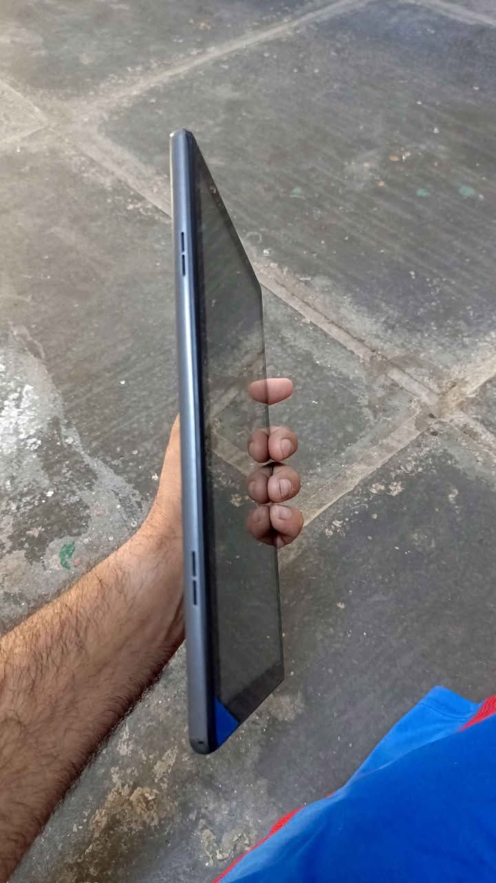 السلام عليكم ايباد من شركه دوجي اصلي اسم تاب U9 kid نضيف ومكفول من كلشي خالي من عيوب واعطال حجم شاشه 10 انج  دقه 800×1280ذاكره 64+ عشوائيه 4+3=7 شحن سريع تايب سي 18 واط اصدار 13 يحميل جميع العاب وبرامج لعبه بوبجي 40 فريم حقيقي وباقي العاب مثل بيس 60 فريم نضافه 90بل100 سعره 75 مكان بغداد الشماعيه بغداد, العراق


**إذا كنت صاحب هذا الإعلان وتريد حذفه لأي سبب، رجاءا أرسل رسالة إلى الدعم الفني**