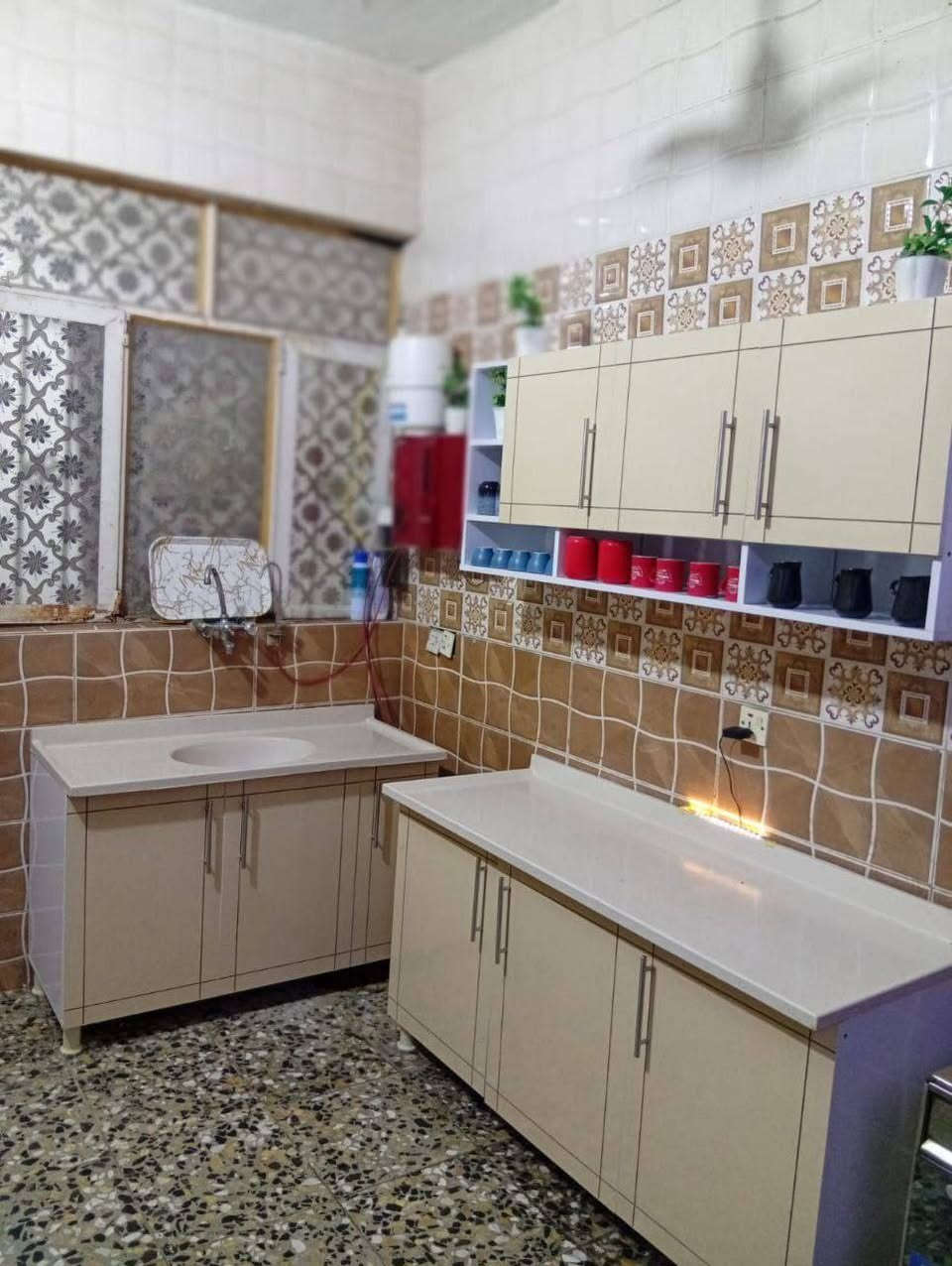 كاونتر خشب متر ونص مع ملحق متر ونص
والسنك متر و 20 السنك مرمر
السعر 250
والتوصيل مجاني بغداد
للحجز والاستفسار خاص


**إذا كنت صاحب هذا الإعلان وتريد حذفه لأي سبب، رجاءا أرسل رسالة إلى الدعم الفني**