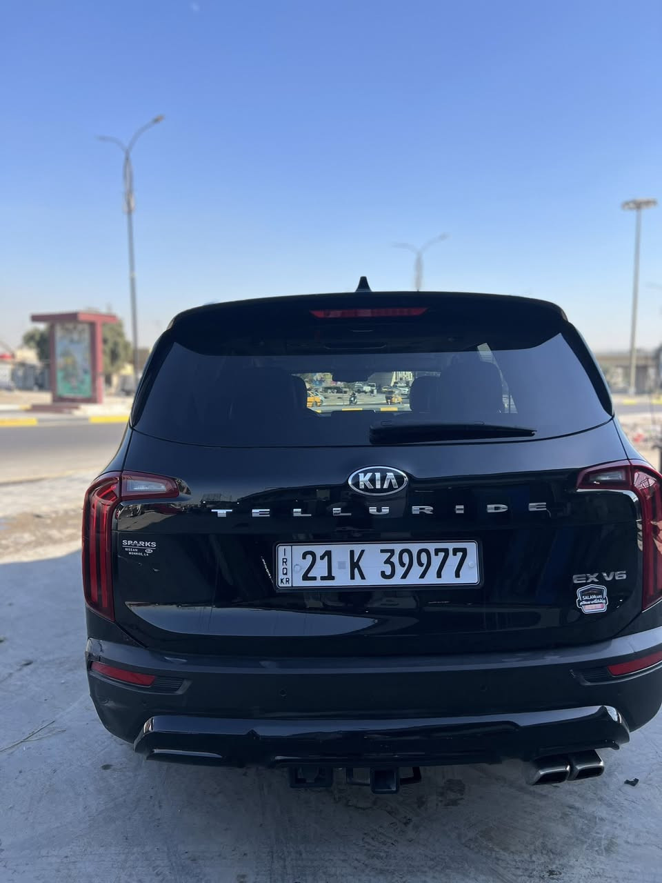 السلام عليكم كيا تلورايد موديل  2021   السعرر(205)***********    السياره امريكيه حادث السياره جاملغ و بنيد فقط بدون دواخل مواصفات السياره /فتحه سقف /بصمه أبواب بصمه /كشنات كهرباء+تدفئه و تبريد /رادارات امامي وخلفي وجانبي/صندوق كهرباء7راكب/6سلندر /كير ومحرك كفاله   ڤي اي ڤي استيرن رجاج تحديد مسار شاحن السلكي تحكم استيرن شاشه كشنات كلهن كهرباء وبيهة هواي مواصفات مكان السياره بغداد البلديات
