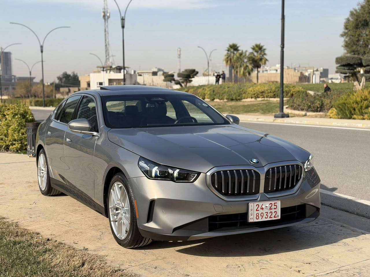 ‏BMW  530i    X drive  2024
‏
v4   twin turbo  
  
‏‎وارد المريكي  ضمان انتربول   دبل  سويج
‏‎سيارة  وارد امريكي مكفول كفالة عامة صبغ تعديل  مابي
گير محرك كهرباي حدادي شرط فحس سونر

‏‎مواصفات  فول 1/1 
داتاشو 
‏‎5  كاميرات ‏‎
‏‎حساس 360
‏‎كشنات جلد هيتر     و  ميموري
‏‎لايتات ليزري      زينون متحرك علي ستيرن
‏‎مرايات  رادار‏‎
سماعات هرمان كاردون
بانوراما
فوليوم يدي
‏‎دوسة ليد بلادي
داخل 10 الوان ليد 
باقي هواية مواصفات  ماذكر

‏‎سيارة ماشي   35000  حقيقي    mil 
   
سعر    418$ 🔥🔥      
   

‏‎مكان سيارة اربيل معرض بةلين شارع 40م
‏‎    فايبر. و وتساب.    ***********
0775 9097771
