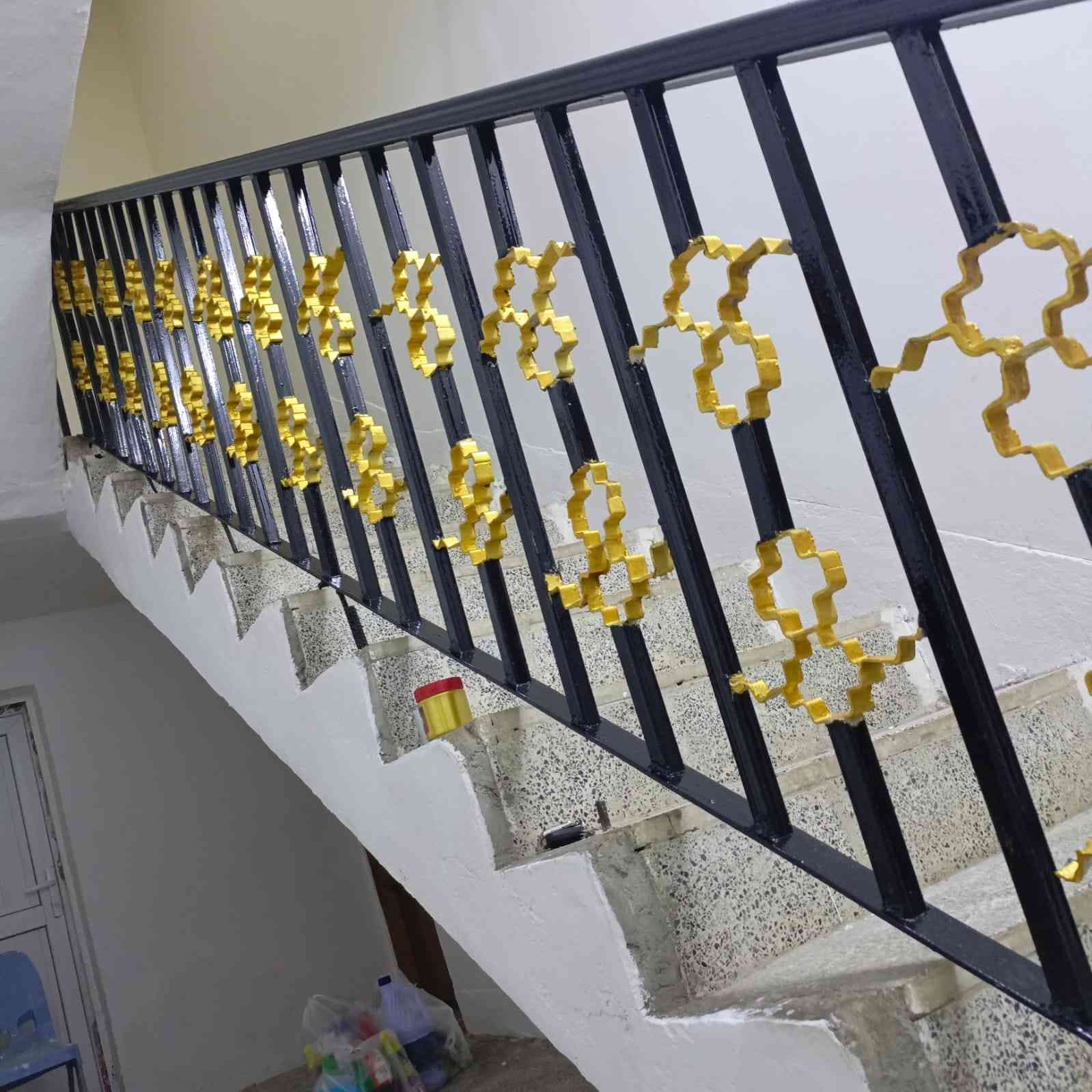 صبغ وسقف ثانوي
***********
***********
بيك خير ودلل
