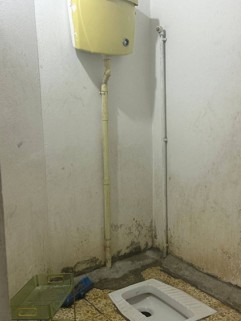 شقه للايجار قرب جسر ليلان مقابل تنزيلات دبي سعر الايجار 150
مطلوب عائلة زغيرة
شقه حلوه ومرتبه 

☎️***********ليث
☎️***********ليث 

☎️

مكتب ليث للعقار سايدين حي العسكري قرب سنترا الزوراء 

1️⃣ يوجد بيوت  للبيع  سكني تجاري🏭
2️⃣ يوجد اراضي للبيع سكني زراعي🏡

🔹 نستقبل كافه العروض التجاريه والسكنيه 
🔹وعروض الايجارات على مدار 24 ساعه
