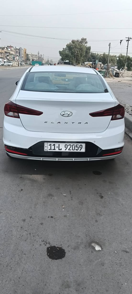 الانترا 20 خليجي فول ماشيه 47 الداميه لاماميه مبدله ولخافيه مصبوغة وبالسنور طلع عندي بابين مفتوحات بس مابيهم ضربه ولا تبديل صار الها عندي 5 سنوات سيارة كلش جديده تكحيل بيها بكد الاصبع بالبنيد وبلباب واضح كلشي البتصوير ولسونار مكان سياره بغداد السعر 165 للستفسار ***********
