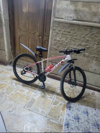 بسكل اصلي ميا بلمبه سعره 750بس ايعرف بل بيسكت يعرف هذا شنو وصلي لو لا ...