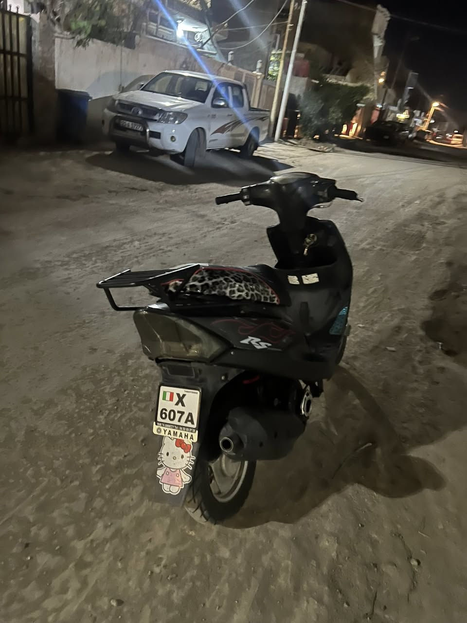 السلام عليكم ماكس عدله
بيها تزويد صالنصه fm
دبلات رياضي 
دشبول ٣ الوان 
كاسحه اصليه 
كشن مدوشم 
مكان حله 
للاستفسار ***********
