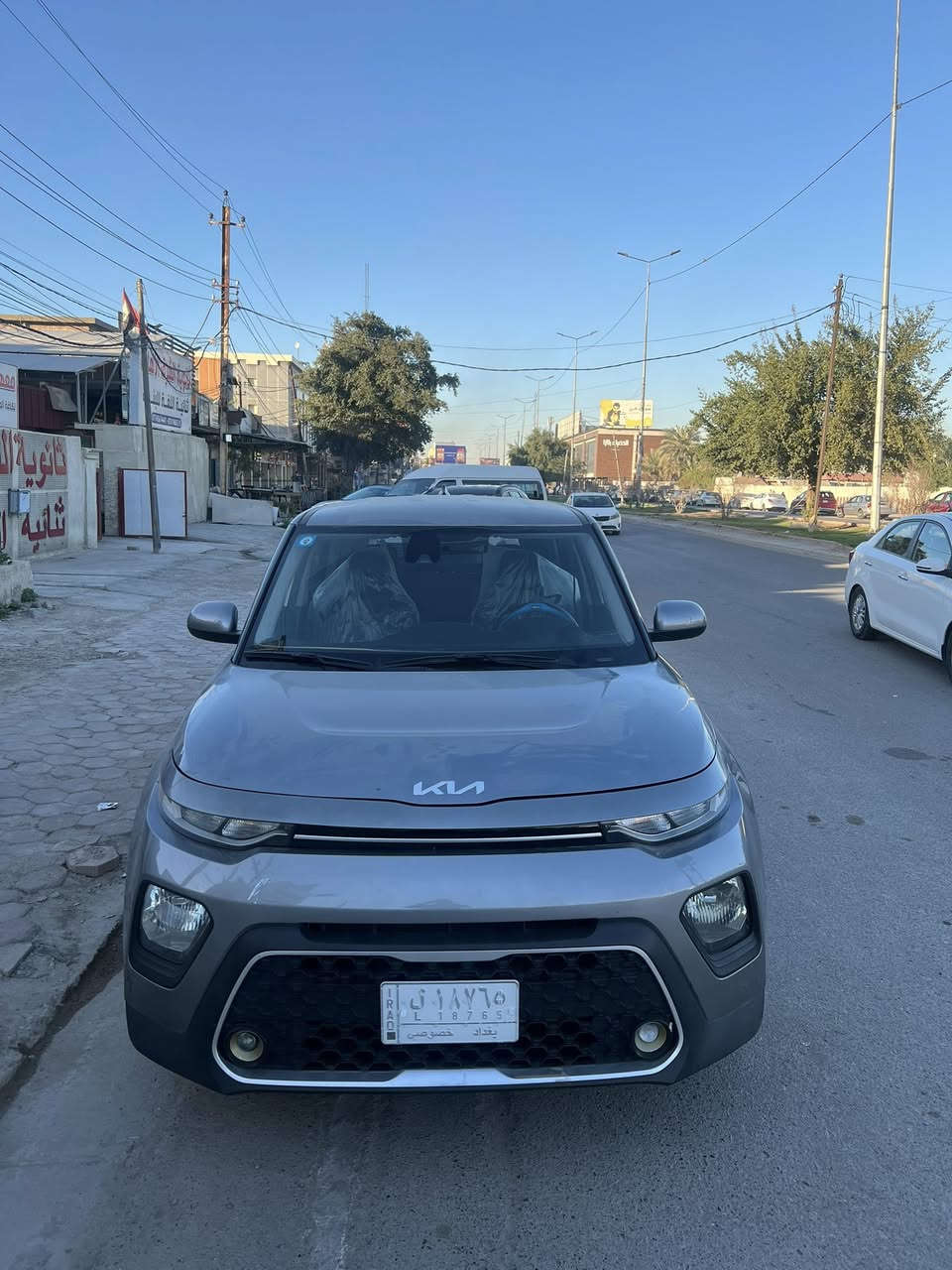 كيا صول موديل 2022 فئة S
لسيارة ماشية 30 حقيقي حادثها جاملغ وبنيد لغد وشاصي مكفول قطعتين صبغ فقط   موجودة صور الحادث 
السيارة رقم بغداد بأسمي شخصيا تحويل ثاني يوم  عارضها 145 وبيها مجال للشراي مكاني بغداد السيدية 
الشراي يتصل ***********
