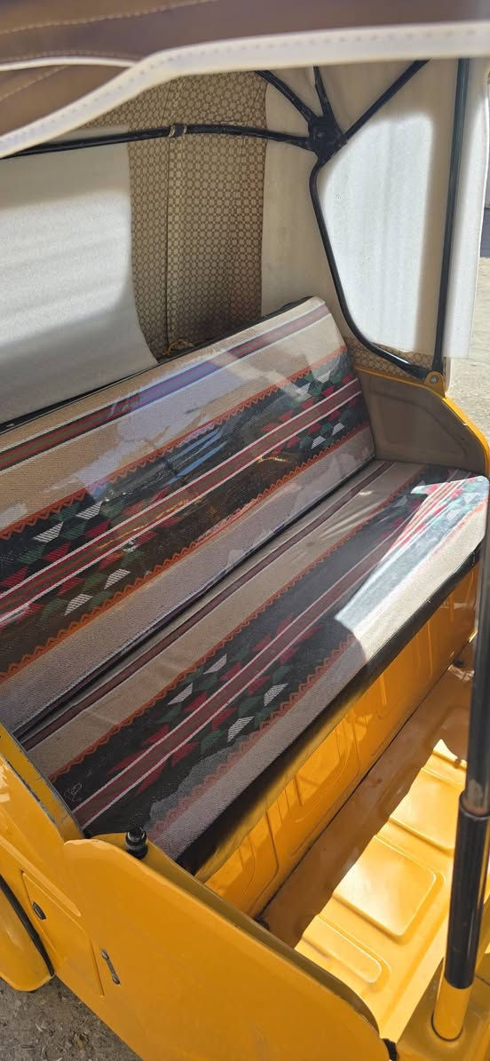 السلام عليكم تكتك للبيع موديل 22 شهر 11 مكفوله فقط الدوس معمرات مكاني المجر الكبير تكتك زيرو
السعر 10 بيه مجال لشراي 
***********
