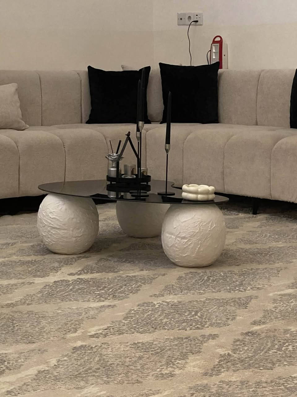 مكلفة بنشر
هاي ميز جديد صارلة اسبوع مو مستعمل ميرهم وية ديوان تريد تبيعه اي وحده تريده هاي رقم صاحب الميز

***********
