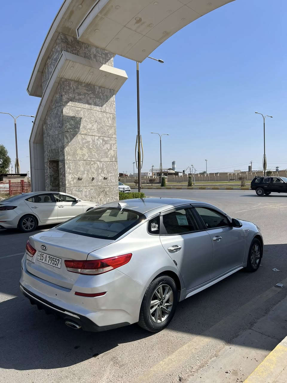 السلام عليكم كيا اوبتما وارد امريكي 2019 رقم انبار تحويل ثاني يوم مكينه 2400 gdi. لا تنقيص ولا تبخير كيرها جديد تبريد ثلج صدر خلفي امامي شركه سياره داخله حادث بسيط وصور الحادث بالمنشور بدون اريباك فقط بارد  بقبق الصندوك بالعراق صاير بيها بطرف البنيد من فوك  صبغ على كد نص متر تجي بعينك وتشوفه بجم كبس شركه شواصي والغود كفاله عاامه مواصفات نص فول اسار بالمري رادار مري شاشه اعطال وشاشه دشبول بلاديه كامره خلفيه مع حساس خلفي بلادي  رادار امامي تحديد مسار فول تحكم ستيرن ثلاث انضمه قياده السعر ١٣٤ بيها مجال بسيط للشراي متواجد بالفلوجه ***********
