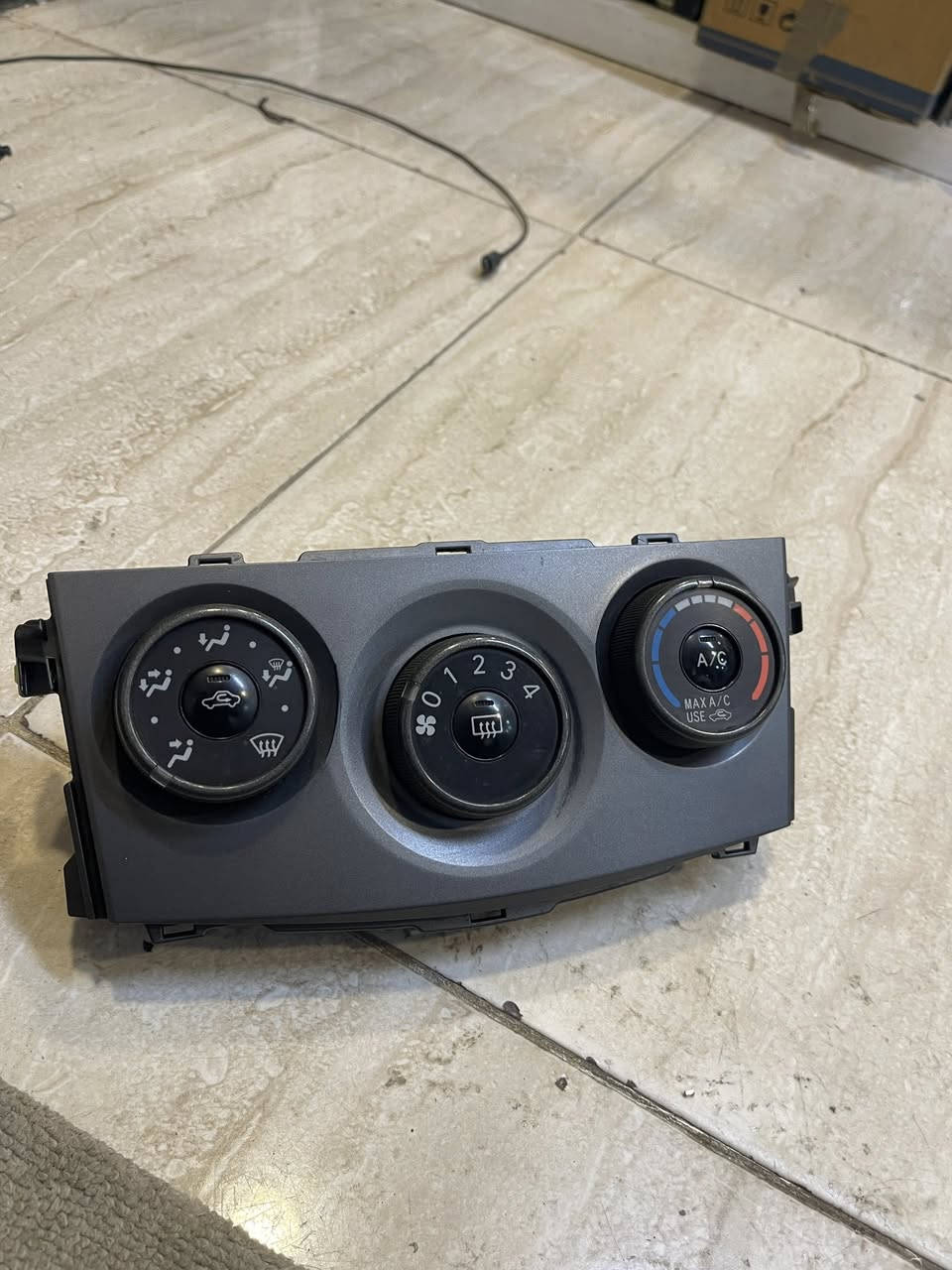 غراض کرولا ٢٠٠٨——٢٠١٣
***********
