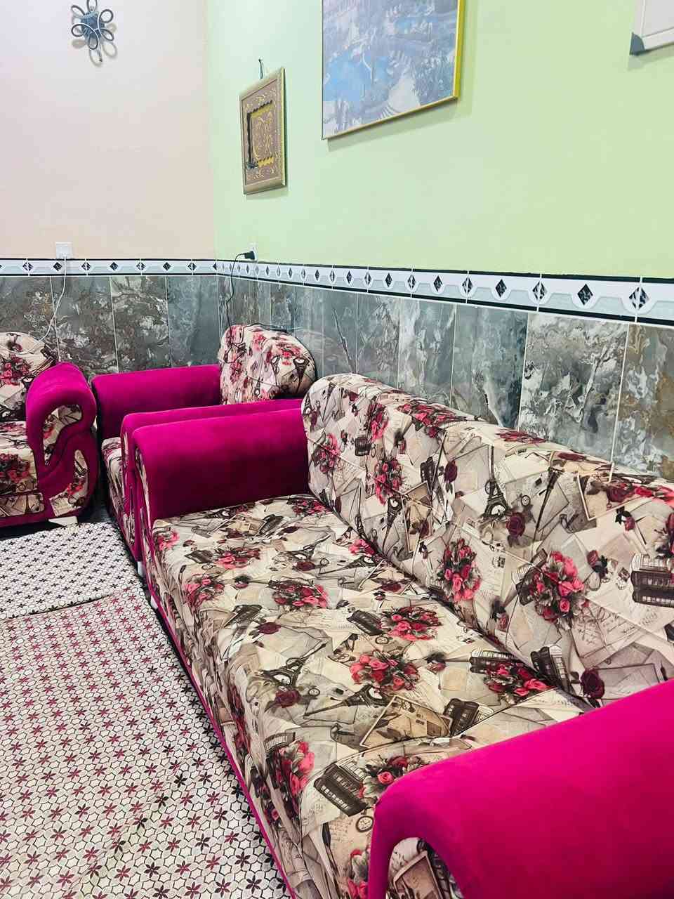 مواد منزليه للبيع حاجات نضيفه كلش المكان ناحية المعتصم  للإستفسار الاتصال عل الرقم التالي ***********
