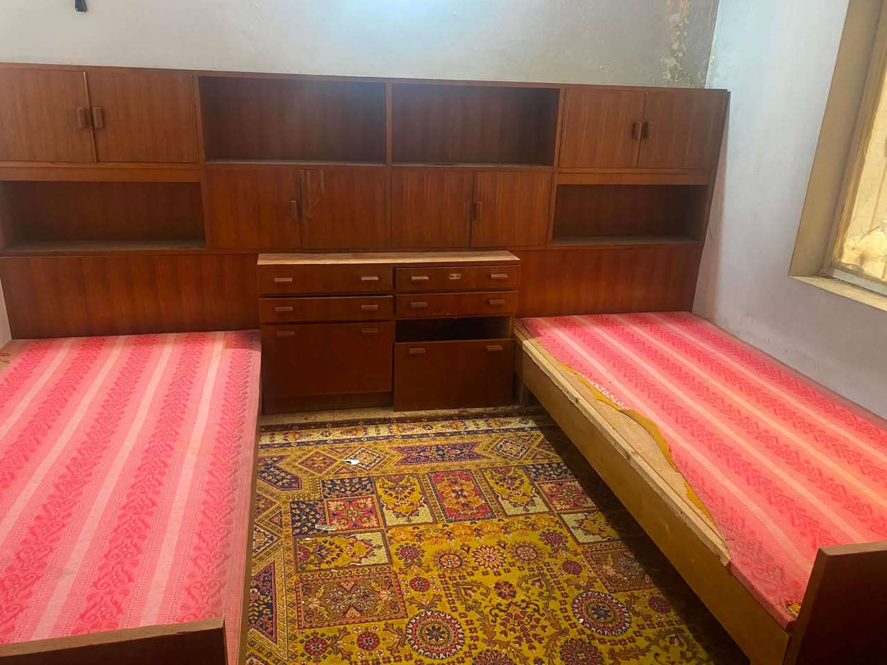 غرفة نوم ٢ سرير مع مكتبة وكاونترات مطبخ خشب للبيع


**إذا كنت صاحب هذا الإعلان وتريد حذفه لأي سبب، رجاءا أرسل رسالة إلى الدعم الفني**