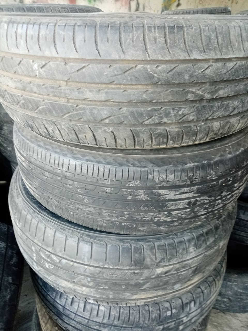 يا الله سلام عليكم من رخصت مدير الكروب وصلت وجبه تايرات باله ياباني اخو الجديد معه الشد ولبلنص مجاني القياسات من ١٢ إلى ١٧ العنوان محاويل شارع العام مقابيل الكراج ***********
