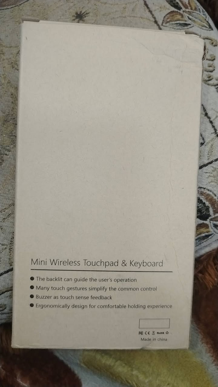 كيبور واي فاي يشتغل على الموبايل والحاسبة وشاشه التلفزوين والايباد حجمه 7 انج شي حلو سعره 20 
بصرة حيانيه اكو توصيل داخل المركز 3 الالف


**إذا كنت صاحب هذا الإعلان وتريد حذفه لأي سبب، رجاءا أرسل رسالة إلى الدعم الفني**