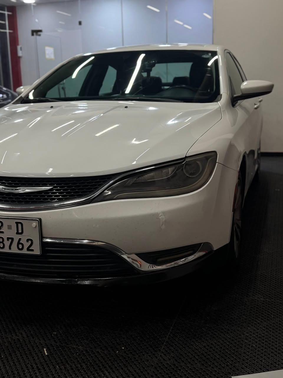 C200 للبيع
موديل 2017 S

مكينه V6 3600

السياره جديده وجاهزه 

تخم تاير جديد 

تبريد ثلج 

رقم اربيل الماني

كشنات جلد 

كشنات كهرباء 

تدفأة بالكشن 

شاشه كبيره 

ماشيه 150 الف 

وباقي مواصفات ال S
حادث السياره جاملغ خلفي وقبق جنطة مبدل 
وبالعراق مبدل جاملغ امامي فقط 
بدون ايرباك 
بدون اي كلوب مشتغل 

السعر 110

***********
