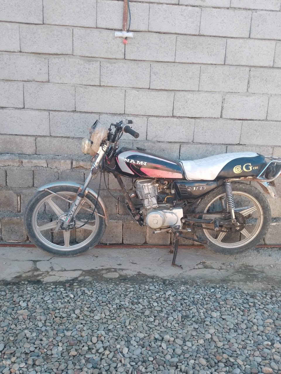 السلام عليكم 

ماطور للبيع نامه برو اربعه كير موديل 19 بيه عيب واحد تاير وراه بنجر سعرو 160 وبيه مجال للطيبين جوه 130 ما ابيع مكاني حويجه وتحياتي


**إذا كنت صاحب هذا الإعلان وتريد حذفه لأي سبب، رجاءا أرسل رسالة إلى الدعم الفني**