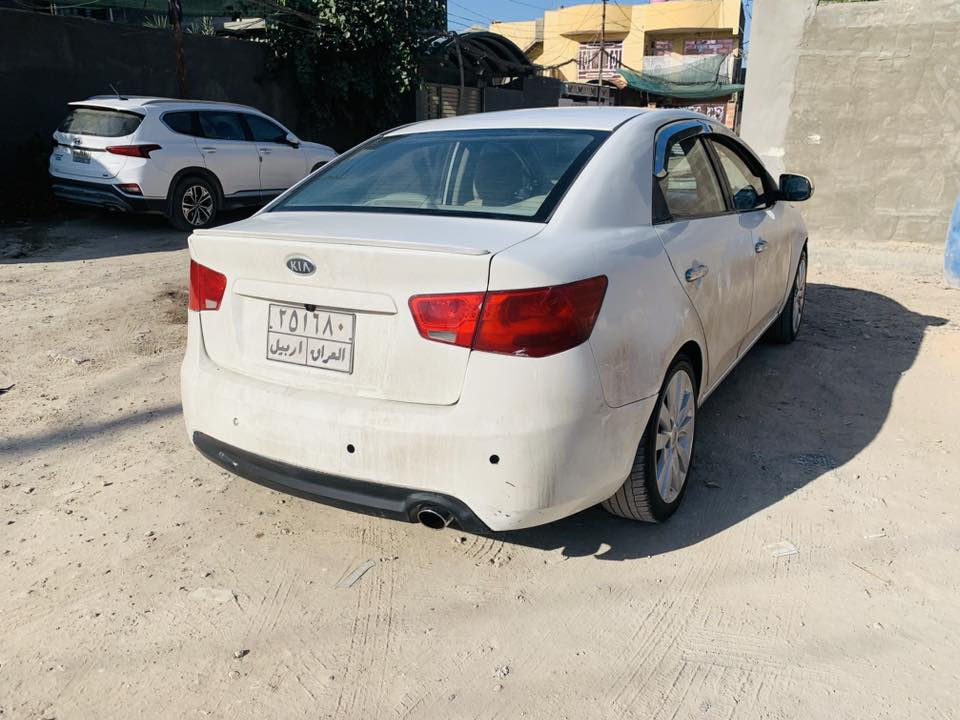 فورتي 2010 وراد كوري مكينة1600 لاتنقيص ولاتبخير  ضرر جاملغ خلفي وتبديل جاملغ امامي  مصبوغة عام بدون دواخل مكفولة من الكص والعيب الشرعي تكم شواصي حوض سليمات حدادية امامي خالفي جديد السنوية بسم كردي تحويل او وكاله سعر 65وبية مجال قليل***********
