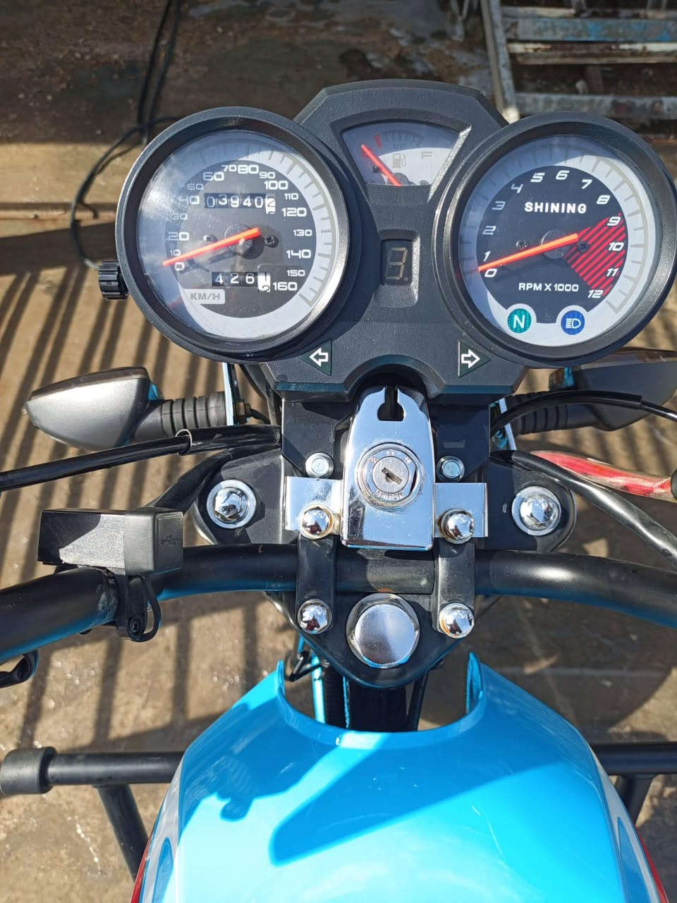 السلام عليكم شاينك مودل 25 جديده مصار فتره من نازله رمبه ب مليون  رايده
مكفوله من كل شي مكاني بغداد
*********** واتساب
