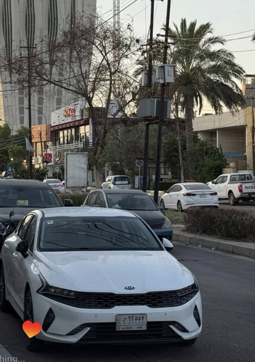 المواصفات سويج بدون شاشة
وارد خليجي مصبوغ باب فقط
العداد 81 ألف كم حقيقي 
كير مكينه مكفولات تجي تفحص و تاخذ
السيارة نظيفة وجاهزة للاستخدام
 العنوان: بغداد – الخضراء
 رقم الهاتف: ***********
