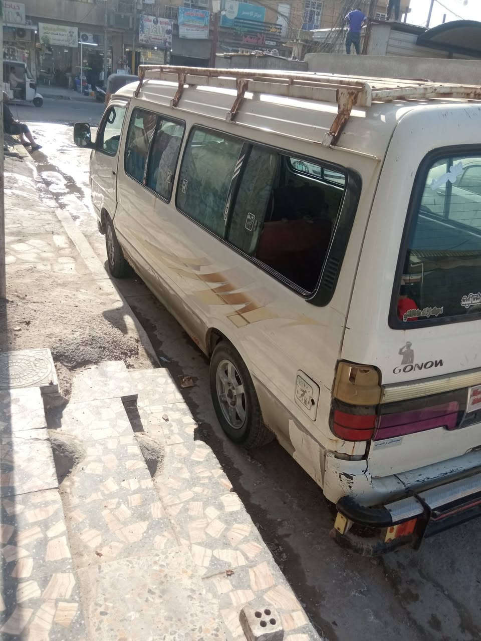 السلام عليكم شباب سياره جنى وموديل 2010 سياره كامله وعلي بلاد جير ومحرك واكسر بالكيسد راعيها ما اندله ابيع لكم حديد وانا خادم وبيها مجال 23 وبيها مجال سياره حلوه مكلف بالنشور ***********
