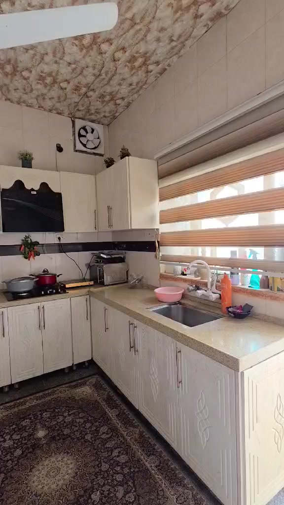 يارزاق ياالله السلام عليكم كاونتر تزكام درجة اولى مابي اي ضرر ويا طباخ داخلي من ضمن الكاونتر جديد مامستعمل نهائي ويا شافطه مامستعمله نهائي وسله داخليه من ضمن الكاونتر مكانه حله حي الصحه بمليون و750وبي مجال مستعجلين بلبيع بسبب النقل وثلاجه ب300بيه مجال


**إذا كنت صاحب هذا الإعلان وتريد حذفه لأي سبب، رجاءا أرسل رسالة إلى الدعم الفني**