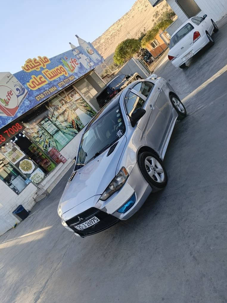 سلاوی خواتان لیبیت 
لانسەر 2008خلیجی مەکینە 20
نرخی 79گلاو کەمیک مەجال
***********
***********
سەنەوی و رەقم و هەزی تازیە.
حیزام سبوخە لەسەر ساخی بی
 دەعم  بەشەرت. گیرو مەکینە و تەبریت بەشەرت. مەکینە 20ی مەرخوب. (ناو زەرد،ئۆتۆماتیک . دبل گیر. شاشە ئابیت . کامیرا. حاسە. abs.جام کاربای . ئاوینە کاربای . قفل مەرکەزی. ویل کڕۆم.....) 
سیاریکی  جائیز و ڕیک پیکە بەشەرت
شیون ناحی تەکیە نزیک سلیمانی
زۆر سباس السليمانية, العراق
