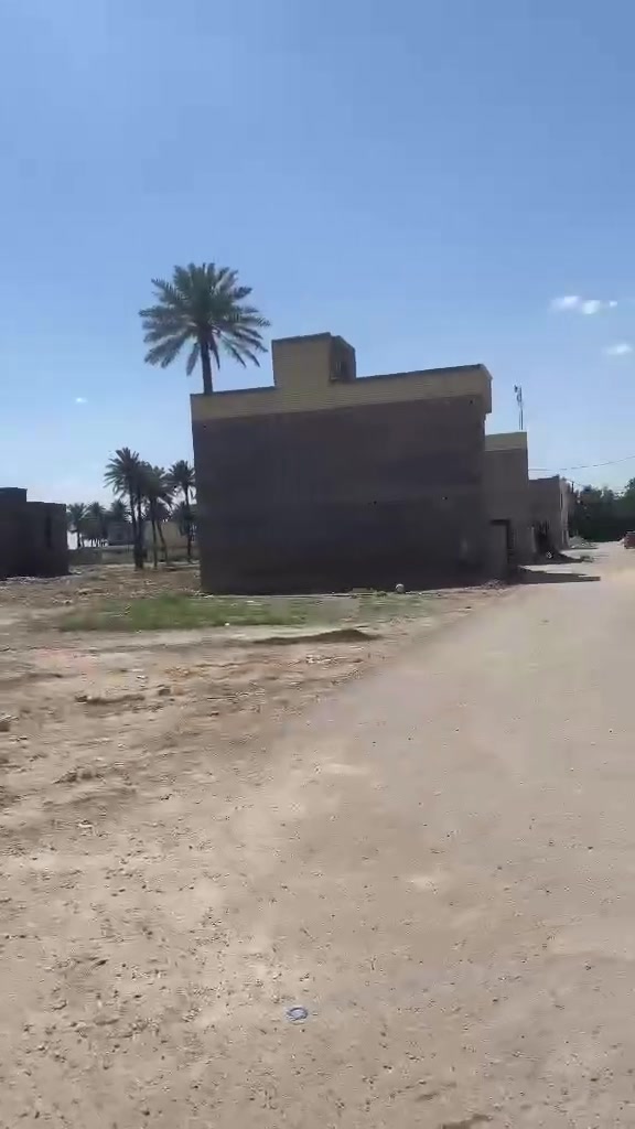 قطعة ارض للبيع المساحه ١٠٠ من أصل ٢٠٠ وحده انباعت وحده بعدها مجمع المستقبل قرب سريع دوره يوسفيه بسعر مناسب


**إذا كنت صاحب هذا الإعلان وتريد حذفه لأي سبب، رجاءا أرسل رسالة إلى الدعم الفني**