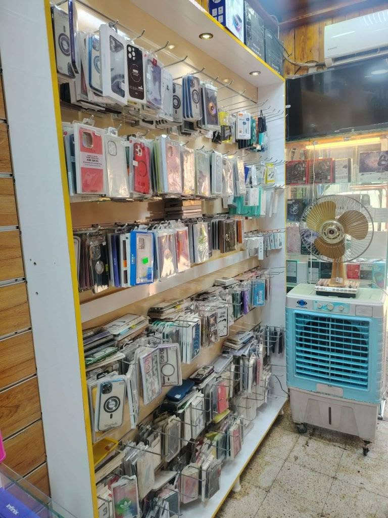 محل مبايل للبيع مع الأغراض جاهز 
العنوان الرمادي شارع الاورزدي


**إذا كنت صاحب هذا الإعلان وتريد حذفه لأي سبب، رجاءا أرسل رسالة إلى الدعم الفني**
