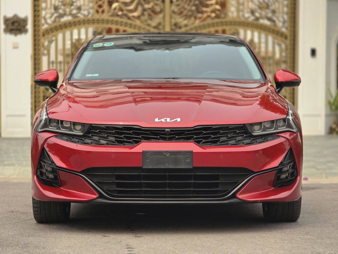 Form sedan hạng D thể thao, nội thất rộng rãi, option cao cấp giá chỉ còn hơn #600tr

🚗 KIA K5 PREMIUM 2.0AT 2022 – Đỏ sang trọng - odo 5,6v km
• Máy số zin, vận hành êm ái, cực kỳ đầm chắc
• Xe gia đình sử dụng kỹ, giữ gìn đẹp

✅ Cam kết xe không đâm đụng, không ngập nước, odo chuẩn

📞 Liên hệ/Zalo: 0327 761 536


**إذا كنت صاحب هذا الإعلان وتريد حذفه لأي سبب، رجاءا أرسل رسالة إلى الدعم الفني**