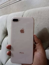 آيفون 8 بلس • ٢٥٦ • كاميرا امامية رجاج