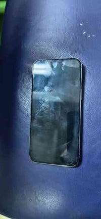 آيفون 14 برو ماكس ذاكرة 256 جهاز جديد ونظيف  للبيع موجودة كافة الملحقا...