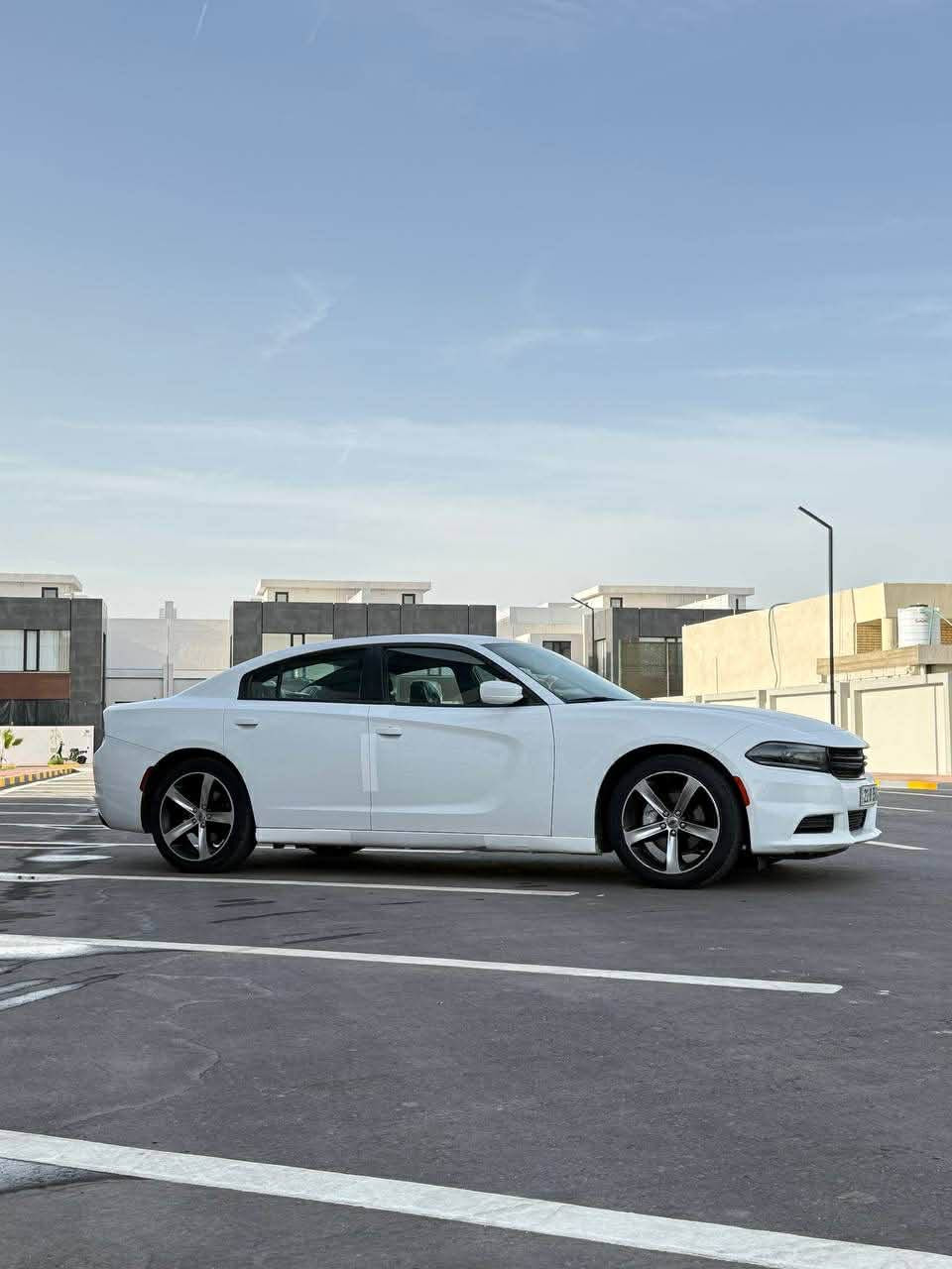 السلام عليكم
جارجر موديل 2019
رقم شمالي جديد سنويه وهزه جدد
كندي. كلين مواصفاتها SXT معروفه 
محرك 3600.  تو ويل جاهزه تبريد كير محرك حداديه تخم تاير.  ماشيه 49m 
مكاني البصرة
شراي يخابر ع رقم

***********
