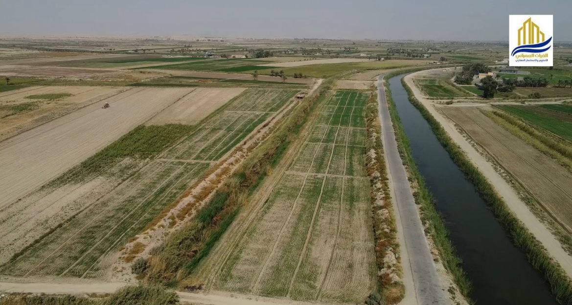 سلام عليكم
دومنين البيع في الفلوجه السجر الدوايه. 
خلف ال 10 مزارع الجديده وجه الدونم 100 ونزاله 25 
شارع 5. كامل الخدمات. 
تبعد عن التبليط وجدول علي سليمان 80 متر. 
جنس العقار طابو زراعي سند 25 تحويل ثاني يوم 

ايضاً توجد نص دونم مسيج هوا وبابه ويوجد دونم كامل مسيج هوا وبابه. 
الشوارع على 8 متر. 
***********
***********
