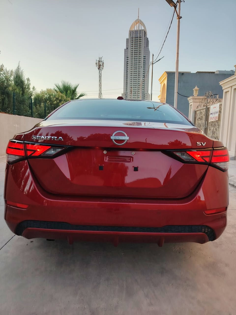 🚘 للبيع | نيسان سنترا SV موديل 2024 🚘

🔹 وارد أمريكي
🔹 اللون: احمر 
🔹 فئة SV كاملة المواصفات
🔹 محرك 2.0 لتر اقتصادي وقوي
🔹 تشغيل بصمة ودخول ذكي
🔹 شاشة + Apple CarPlay & Android Auto
🔹 كاميرا خلفية وأنظمة أمان متطورة
🔹 سيارة نظيفة جداً وجاهزة للاستخدام

📌 الضرر الأمريكي كان:
دعامية أمامية + بارد في باب السايق 

📌 السيارة بدون لوحات.

💰 السعر المطلوب: 12,500 دولار أمريكي.

للاستفسار والمشاهدة يرجى التواصل على الخاص أو الاتصال على الرقم:
 #baghdad #سيارات #الجميع 
📞 ***********
