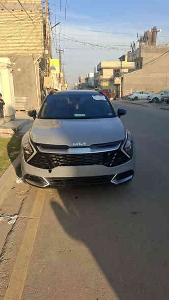 السلام عليكم كيا سبورتج للبيع موديل 24 امريكي الظرر بلصوره بدون ايرباك ودواخل تبديل قطعه وحده ماشيه 11 الف بدون ارقام بعدهه السياره جديده سعرهه 215 مكانهه بغداد ***********

