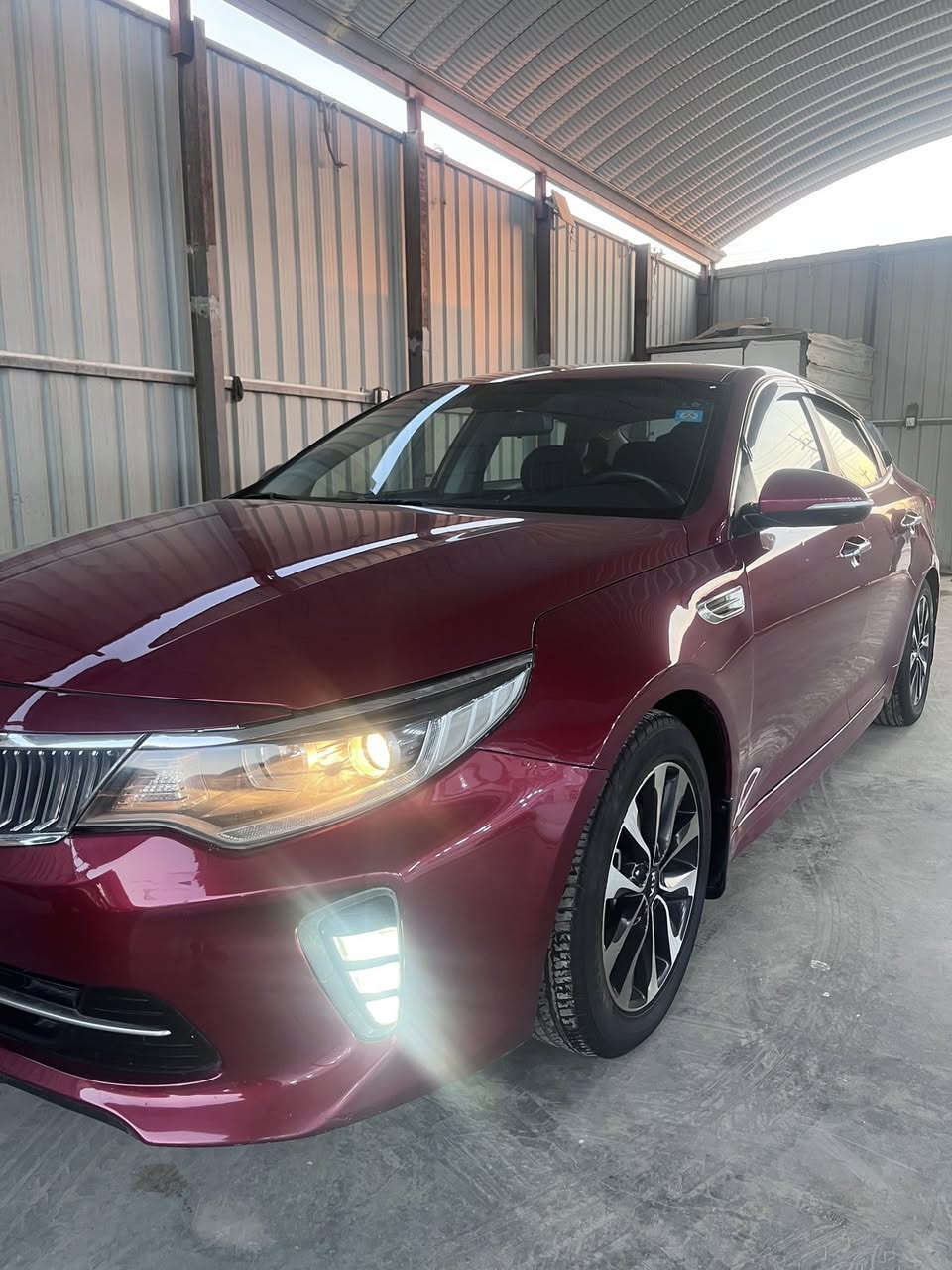 السلام عليكم كيا أوبتيما 2018 أمريكي حادث خشم الجاملغ وطرف البنيد بدون تبديل رقم بغداد هزه جديده مكينه وكير وحداديه وتخم تاير تبريد كله شرط كشنات جلد ابيض بلاد رادار شاشه حساسات خلفيه بلوجگتر بك لايت لد 
مكان السياره ناصريه مركز
***********
