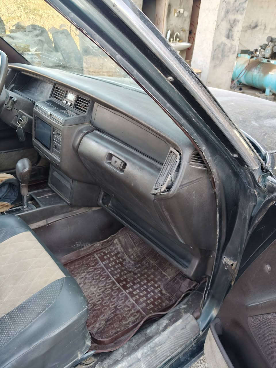 سلام عليكم سياره للبيع موديل 92 يسره بلاد سياره مكفوله من كلشي مصبوغه عام سنويه لل 31 مكان السياره ديالى سعرها 85 ورقه


**إذا كنت صاحب هذا الإعلان وتريد حذفه لأي سبب، رجاءا أرسل رسالة إلى الدعم الفني**