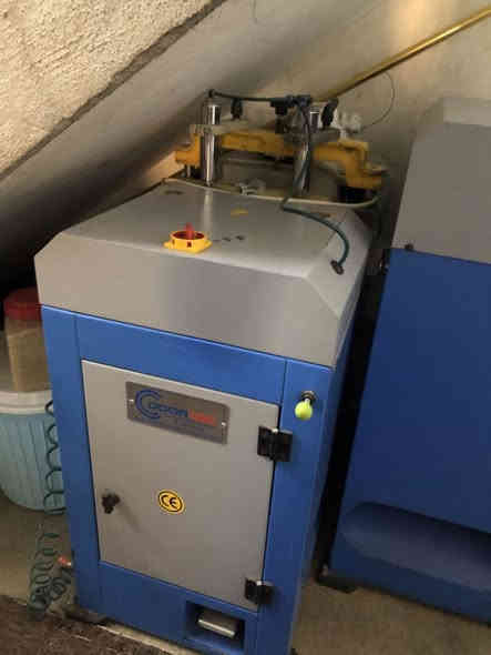 اجهزة Pvc نظيفه سعر 45ورقه ***********
