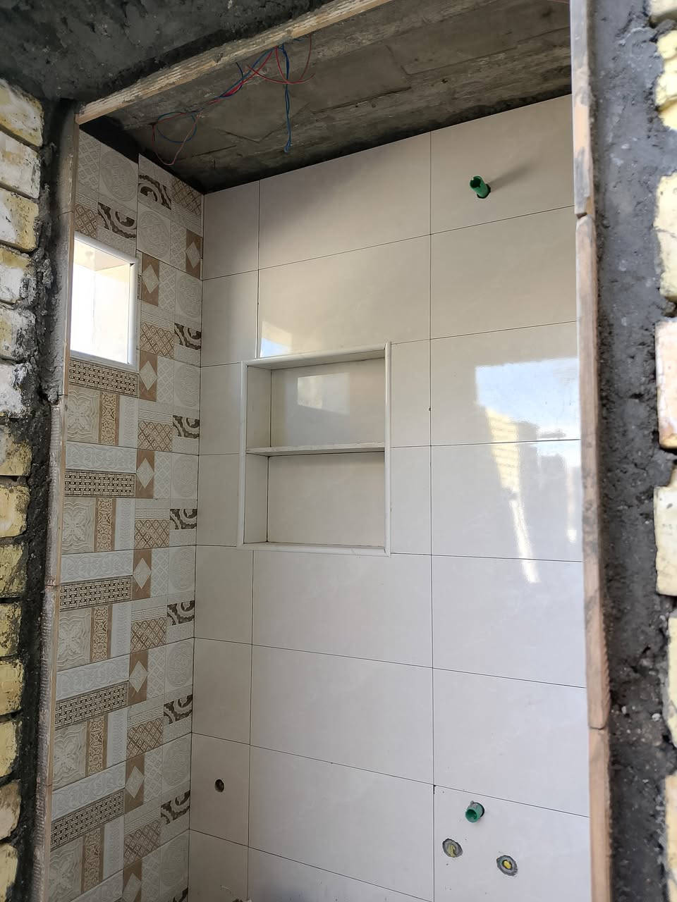 خلفه سيراميك حالياً فارغ هذا رقمي ***********في كربلاء فقط.
