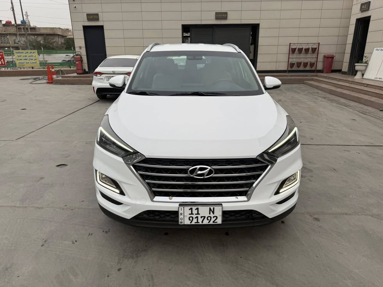 توسان 2021 خليجي فول مواصفات عدا البانوراما
رقم بغداد الجديد سنوية بأسمي شخصيا تحويل مباشر  

سيارة مكفولة عدا رشة صبغ قليل في باب

السائق من جوة مقدار شبرين فقط والباقي 

مكفول من كلشي رقم بغداد تحويل مباشر

السيارة مواصفات حقيقية وليس عمل 

ماشية 48 الف كم

خمس عدسات زينون 

بصمة وتشغيل عن بعد 

كاربون فايبر ع طول الدشبول 

شاحن وايرليس 

حساسات امامي وخلفي

كشنات الامامية اثنينهن كهرباء 

شاشة اصلي وكاميرا 

ويل كروم حجم 18 

سايد بريك باليد 

وباقي المواصفات المعروفة 

السيارة سعرها 195 ورقة 

موجودة في بغداد البلديات 

*********** ابو علي
